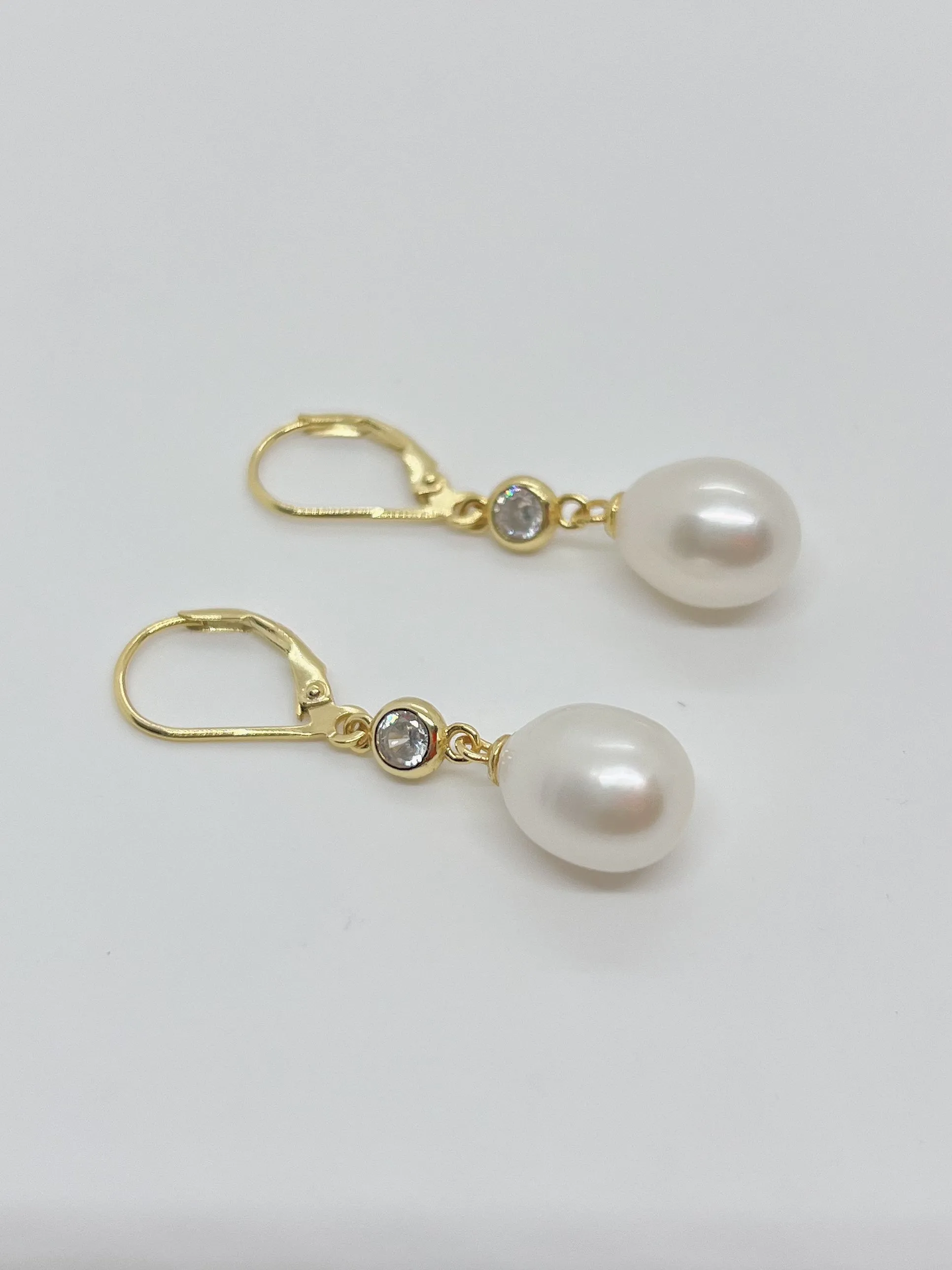 10-12mm French Style Hook Earrings