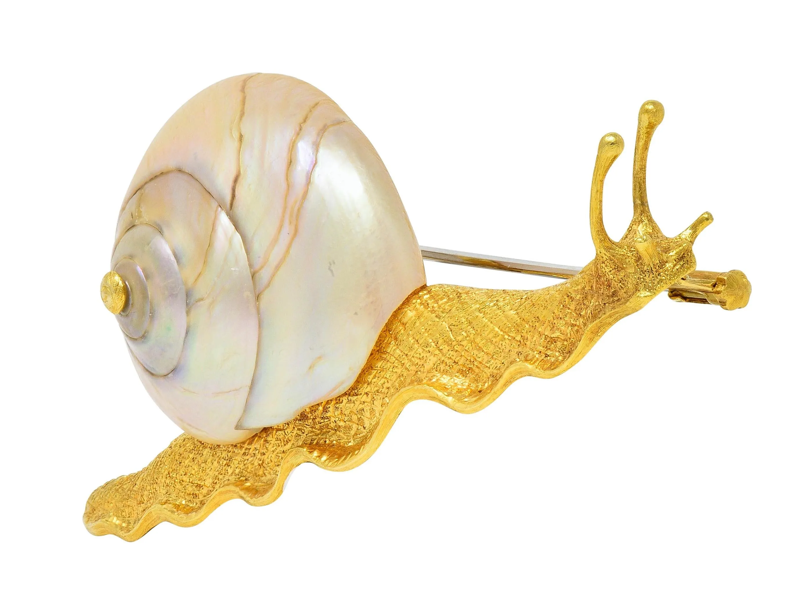 Buccellati 1960s Mother-Of-Pearl 18 Karat Yellow Gold Vintage Snail Brooch