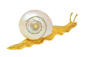 Buccellati 1960s Mother-Of-Pearl 18 Karat Yellow Gold Vintage Snail Brooch