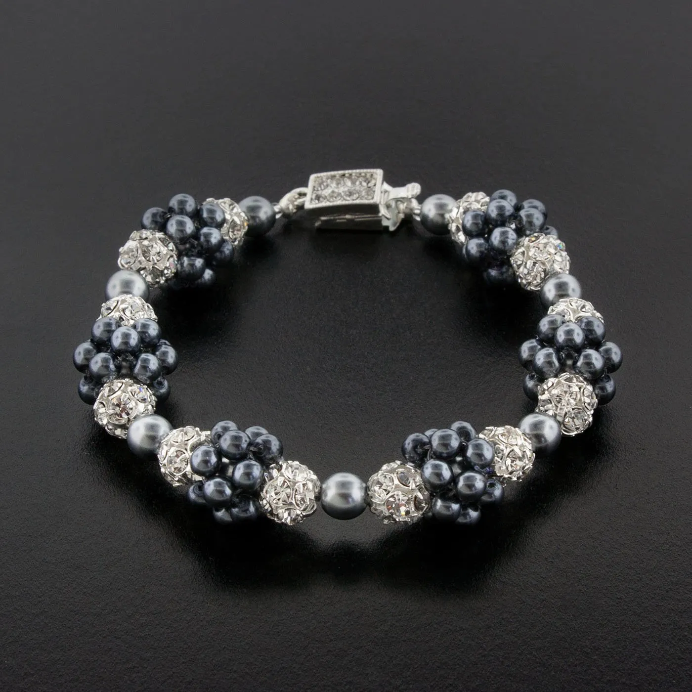 Clustered Pearl Bracelet