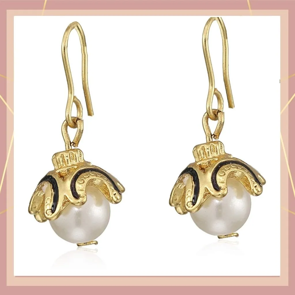 Estele Pearl Gold Plated Elegant Pendant Set