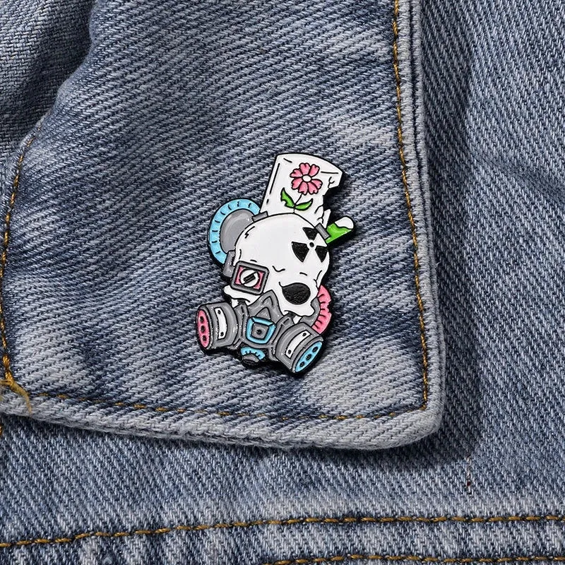 Funny Skull Alloy Unisex Brooches