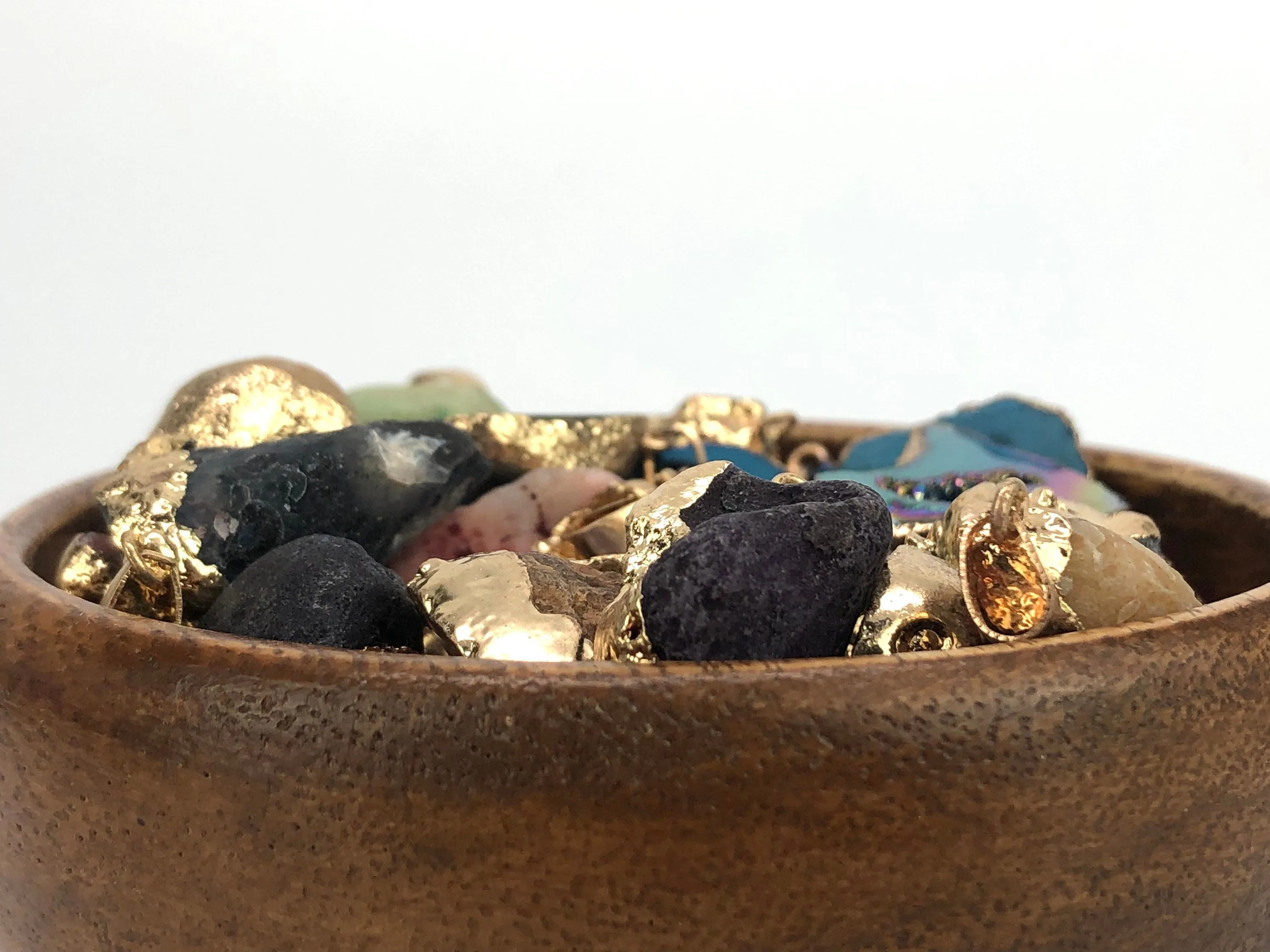 Geodes W/Gold Plating Sku#Q02