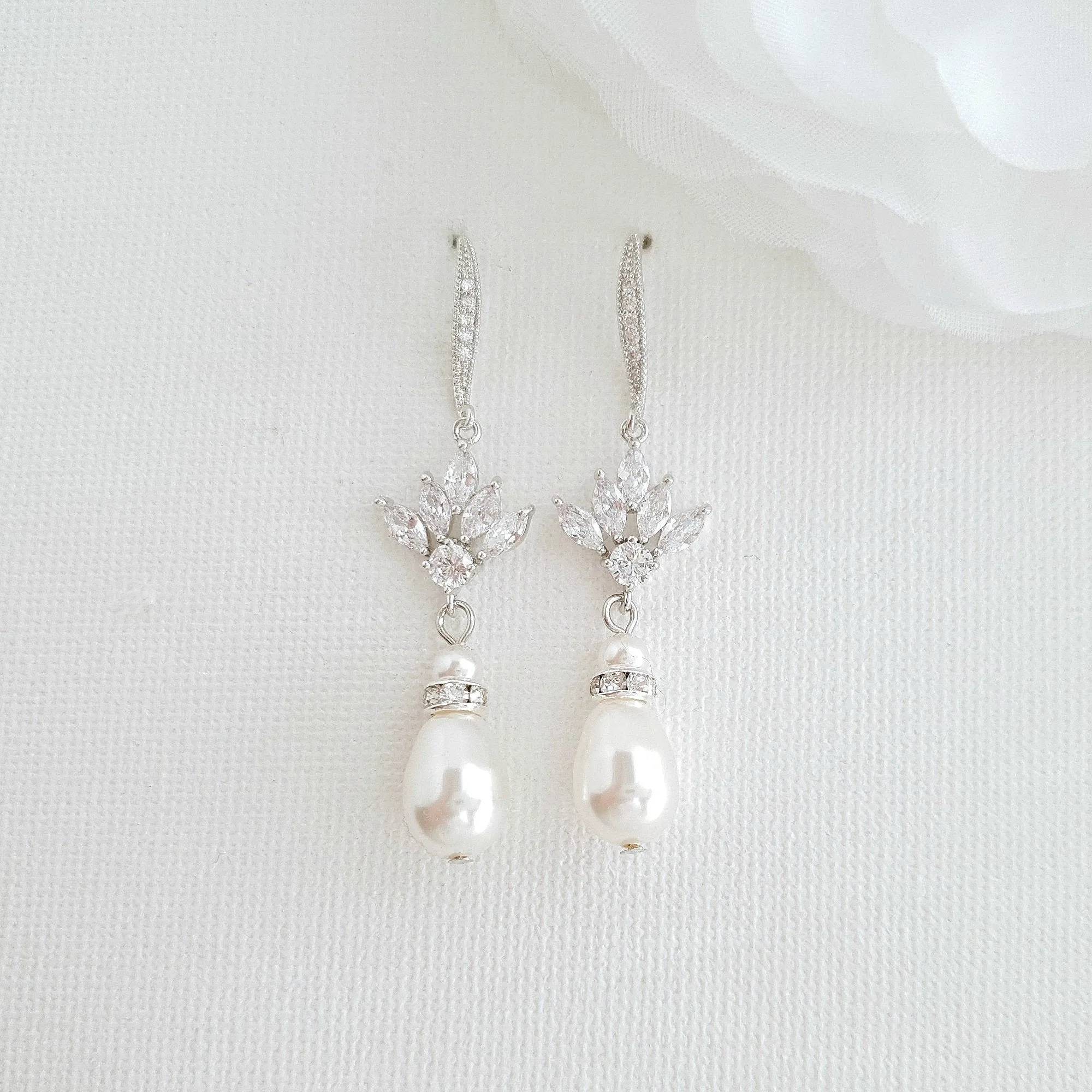 Rose Gold Pearl Drop Dangle Earrings for Weddings-Rosa