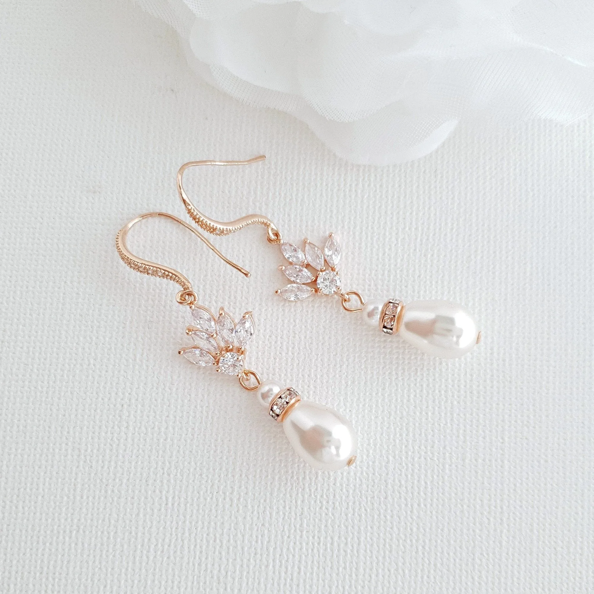 Rose Gold Pearl Drop Dangle Earrings for Weddings-Rosa